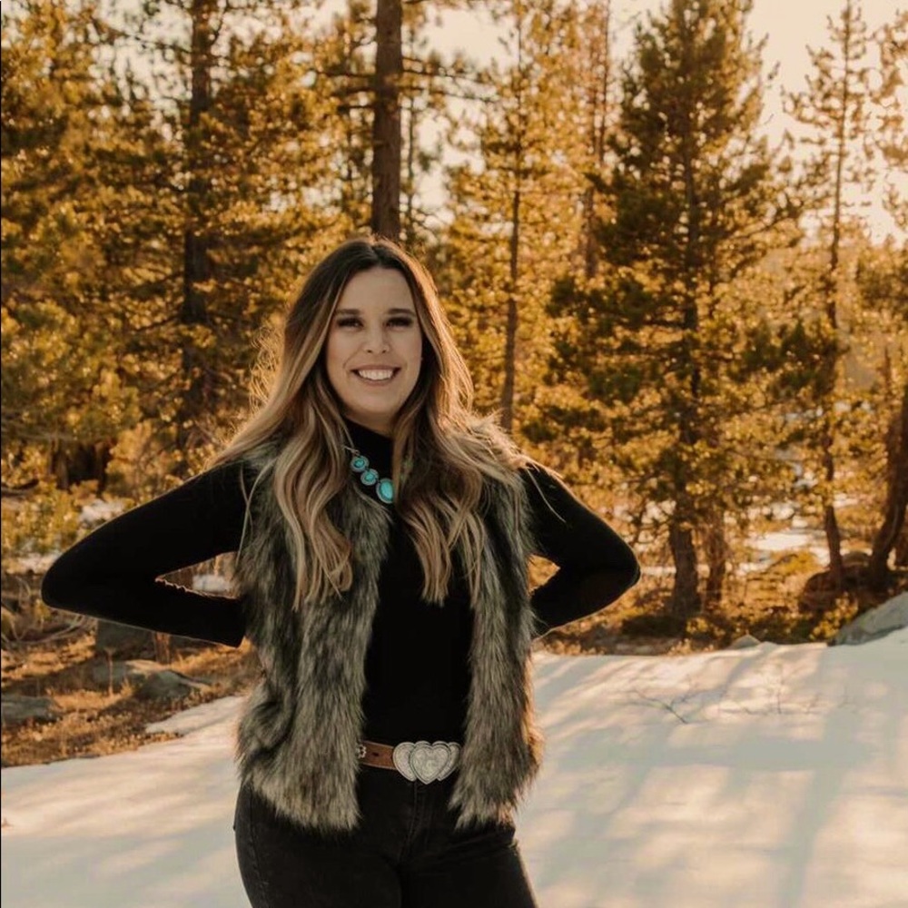 Meet your Posher, Kailee